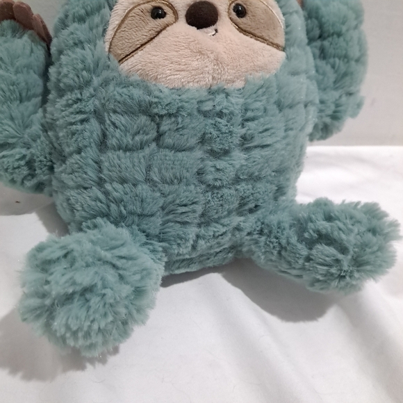 Aurora mint green , Cactus kingdom sloth stuffed toy - Picture 3 of 7